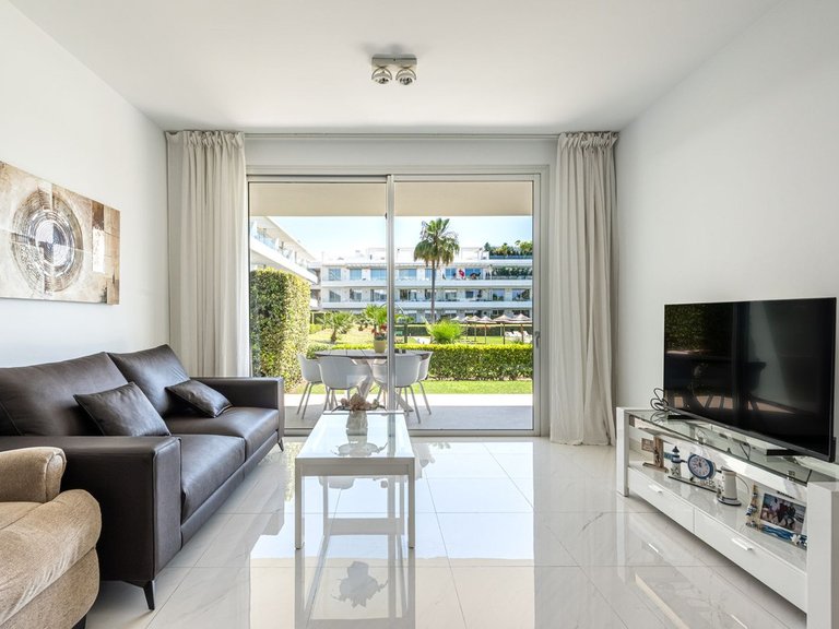 Apartment for Sale in Bel Air, Malaga 5