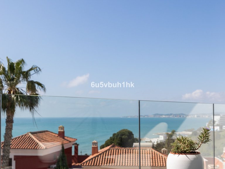 Apartment for Sale in Torrequebrada, Malaga 12