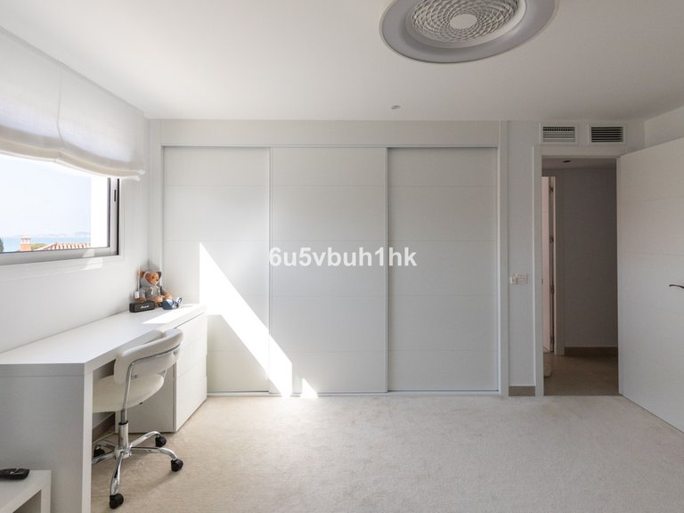 Apartment for Sale in Torrequebrada, Malaga 24