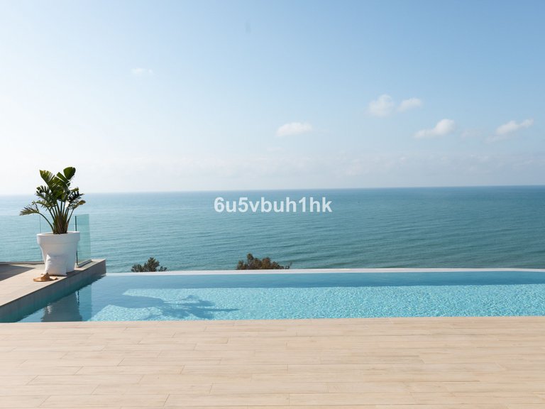 Apartment for Sale in Torrequebrada, Malaga 26