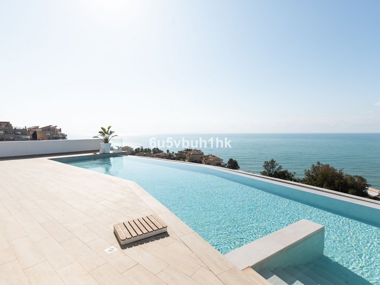 Apartment for Sale in Torrequebrada, Malaga 30