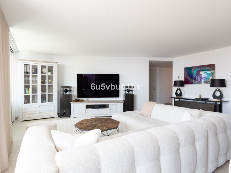 Apartment for Sale in Torrequebrada, Malaga 9