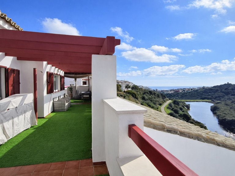 Apartment for Sale in La Alcaidesa, Cadiz 1