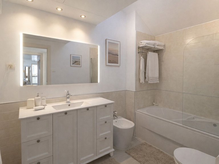 Apartment for Sale in La Alcaidesa, Cadiz 6