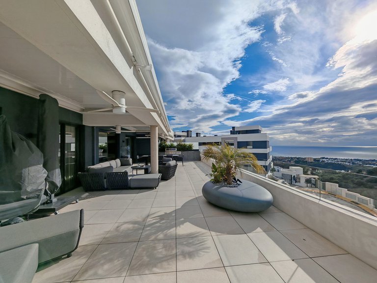 Apartment for Sale in Marbella, Malaga 2