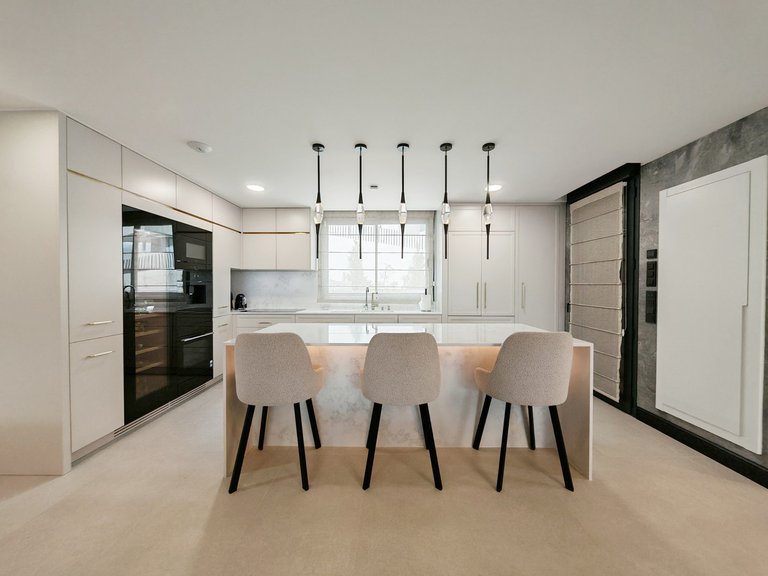 Apartment for Sale in Marbella, Malaga 7