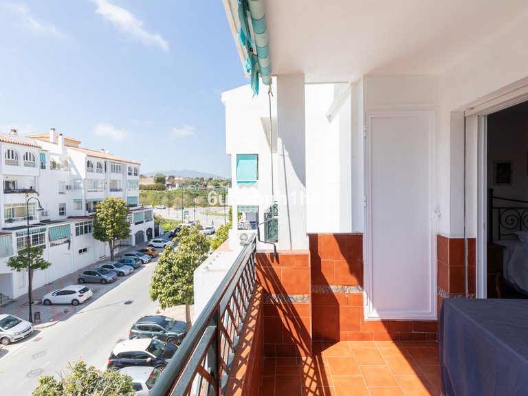 Apartment for Sale in Las Lagunas, Malaga 12