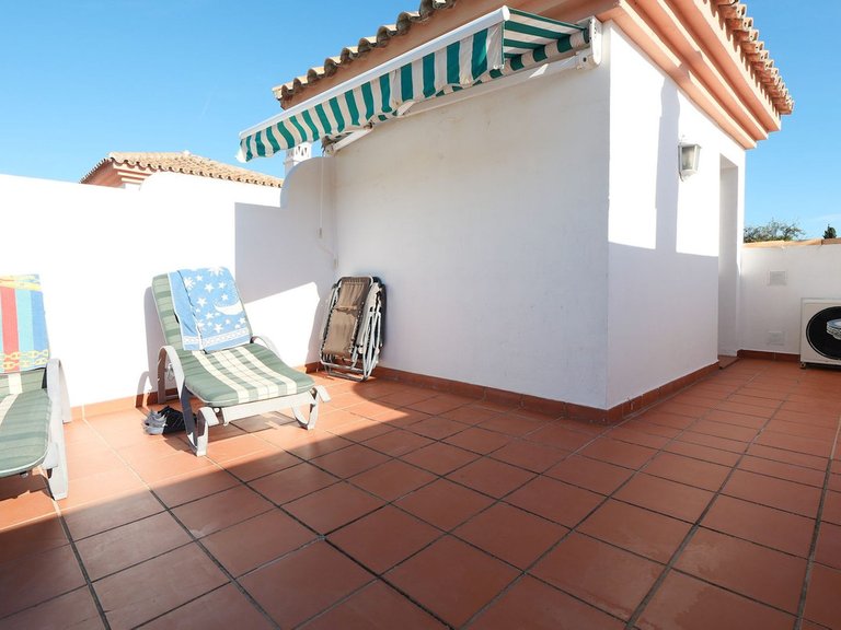 Villa for Sale in Cabopino, Malaga 10