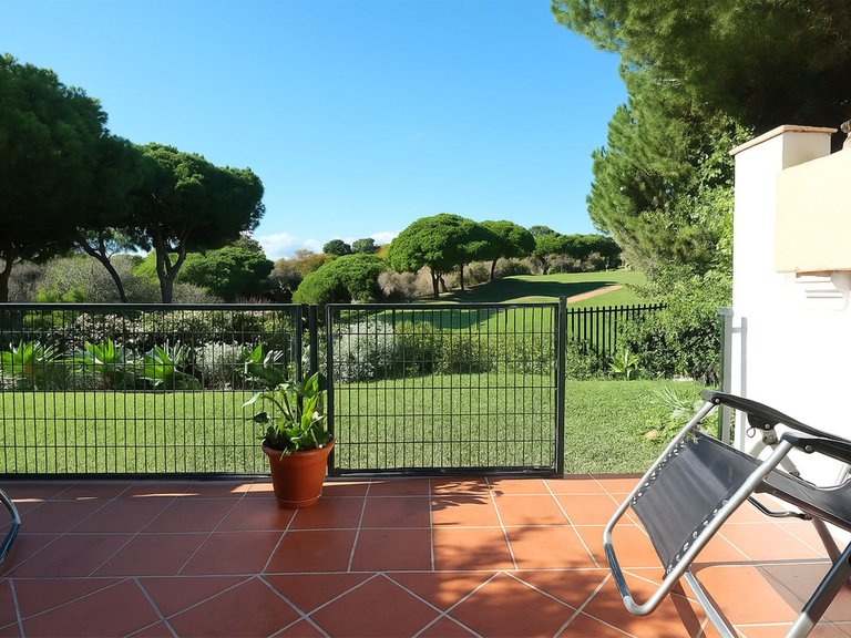 Villa for Sale in Cabopino, Malaga 12