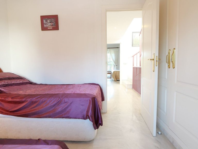 Villa for Sale in Cabopino, Malaga 15