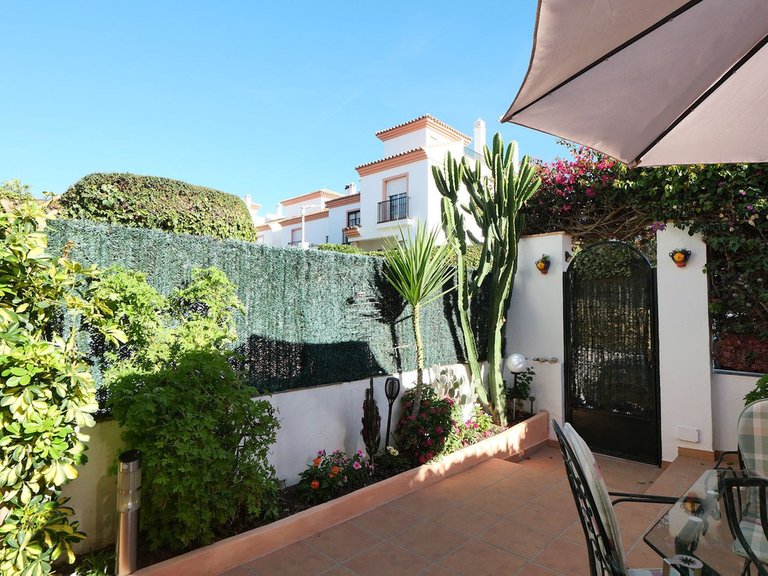 Villa for Sale in Cabopino, Malaga 17