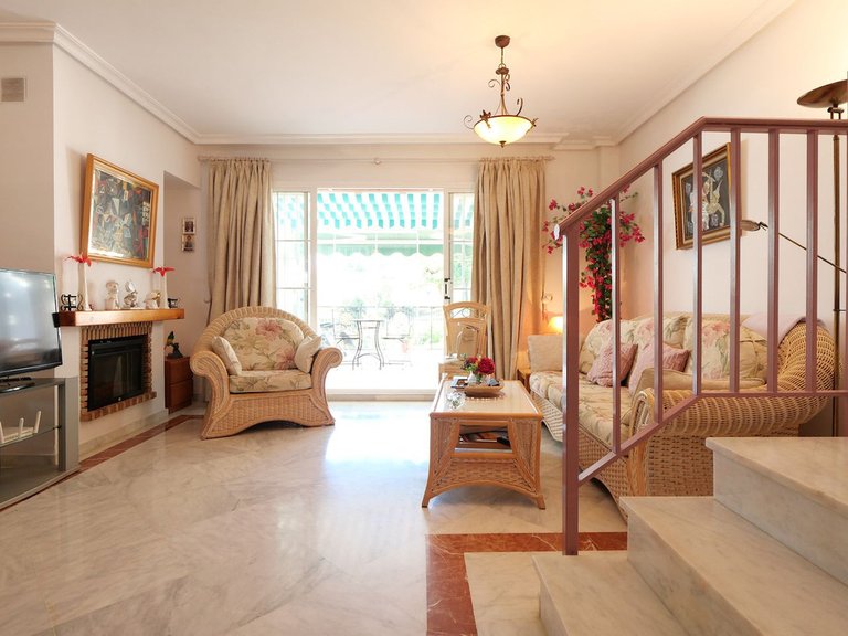 Villa for Sale in Cabopino, Malaga 7