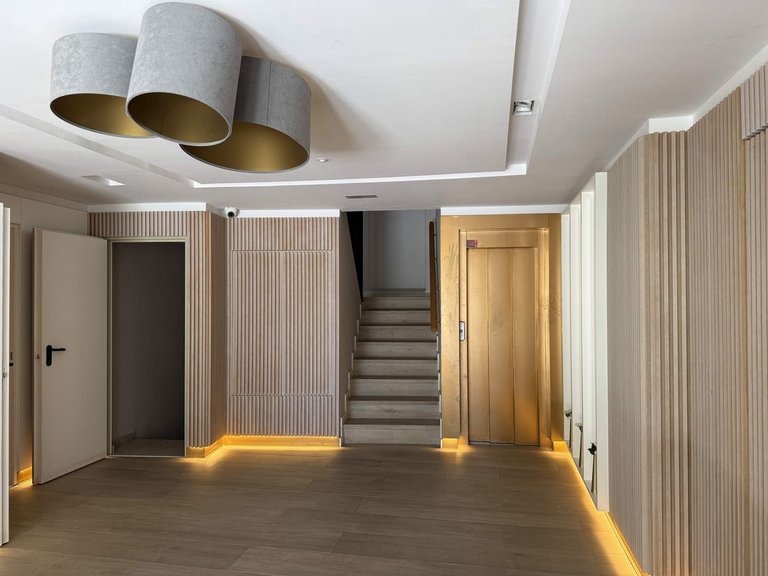 Apartment for Sale in Nueva Andalucía, Malaga 12