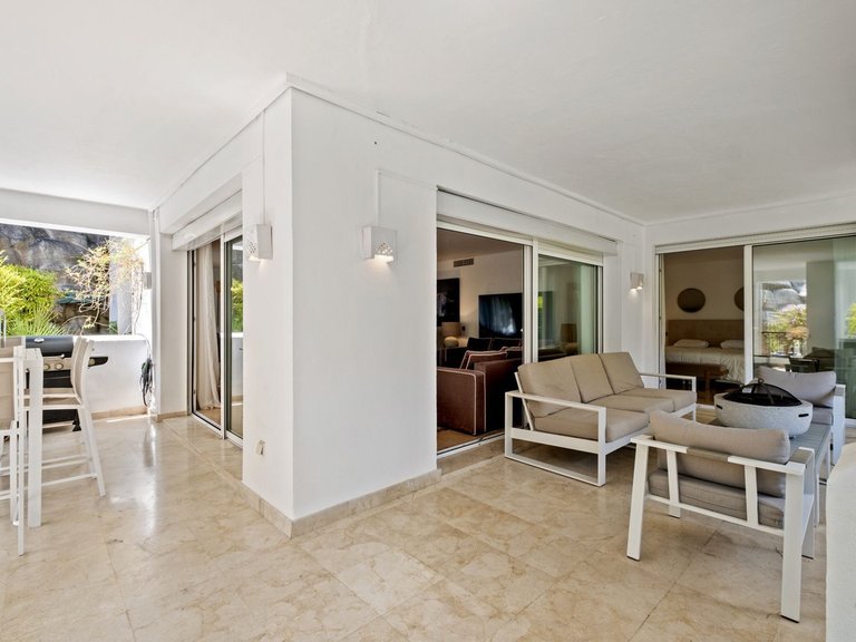 Apartment for Sale in Marbella, Malaga 15