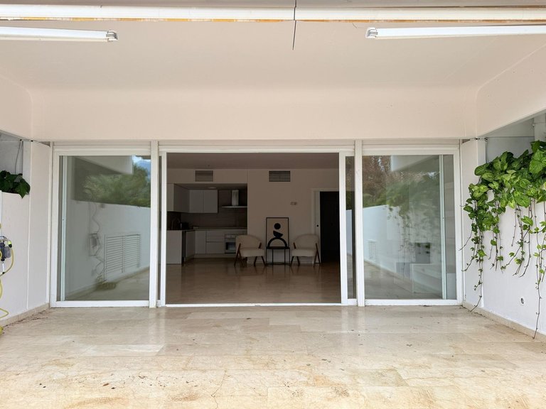 Apartment for Sale in The Golden Mile, Malaga 13
