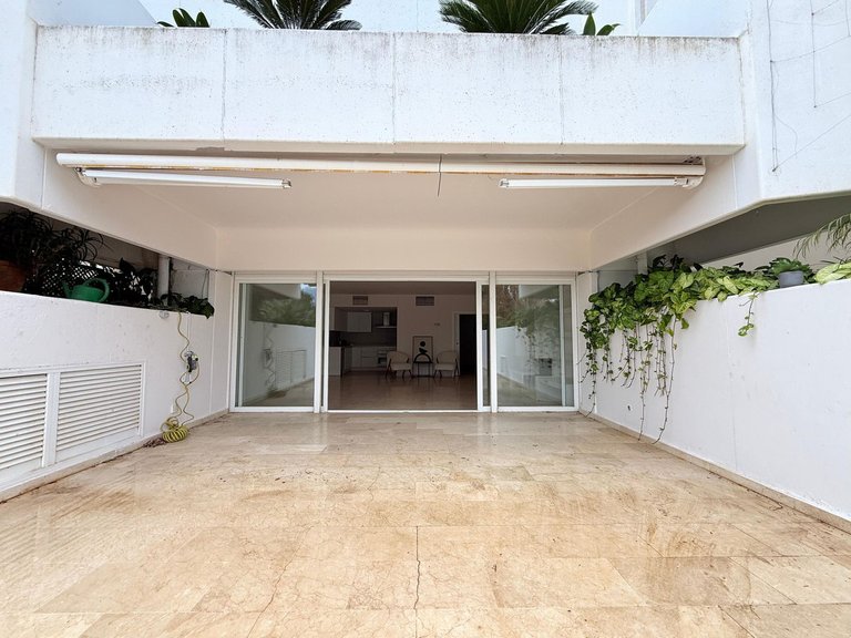 Apartment for Sale in The Golden Mile, Malaga 14