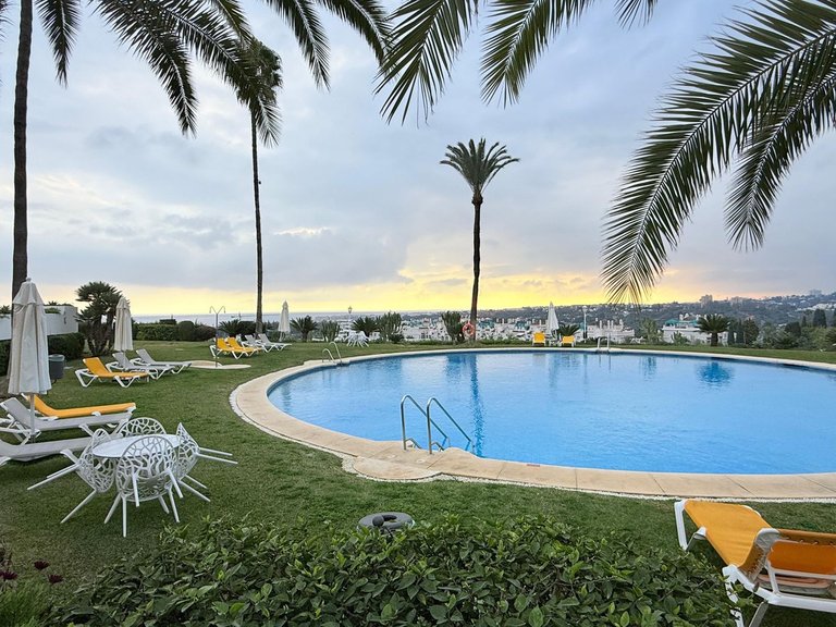 Apartment for Sale in The Golden Mile, Malaga 17