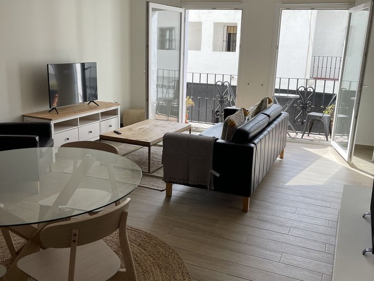 Apartment for Sale in The Golden Mile, Malaga 3
