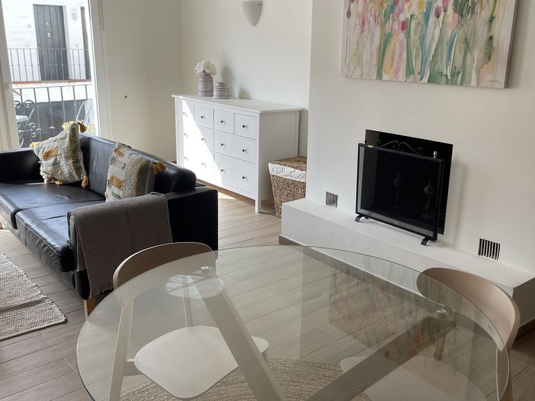 Apartment for Sale in The Golden Mile, Malaga 4