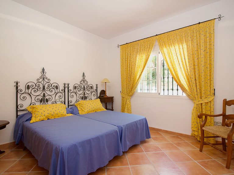 Villa for Sale in Alhaurín El Grande, Malaga 21