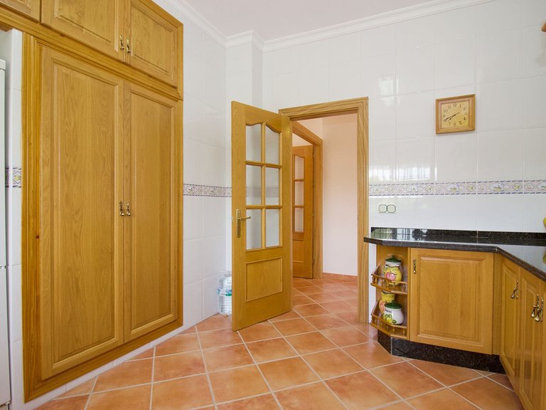 Villa for Sale in Alhaurín El Grande, Malaga 26