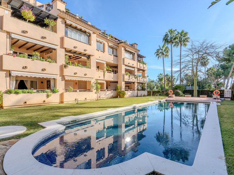 Apartment for Sale in Marbella, Malaga 22