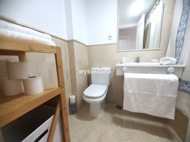 Apartment for Sale in La Duquesa, Malaga 20