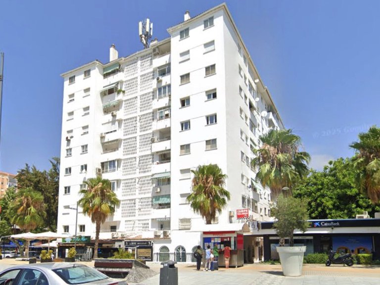 Apartment for Sale in San Pedro De Alcántara, Malaga 1