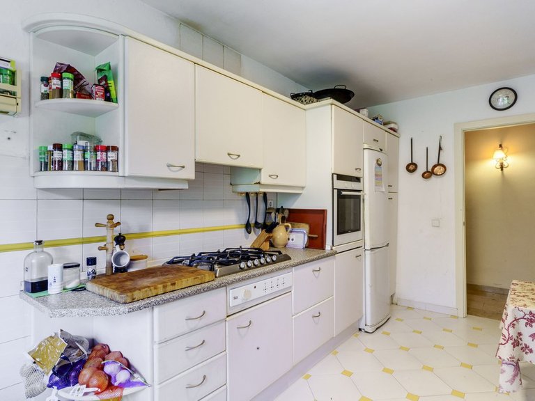 Villa for Sale in El Rosario, Malaga 14