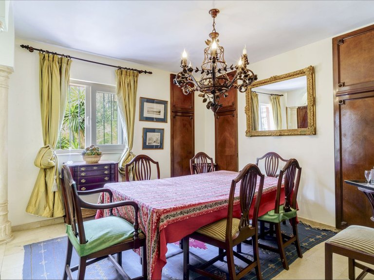 Villa for Sale in El Rosario, Malaga 18