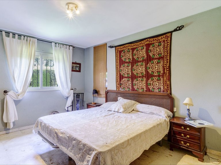 Villa for Sale in El Rosario, Malaga 23