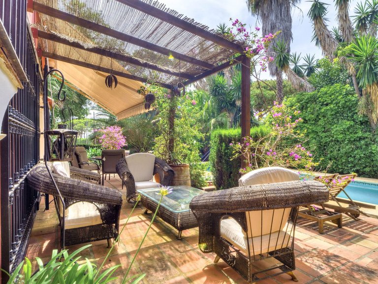 Villa for Sale in El Rosario, Malaga 4