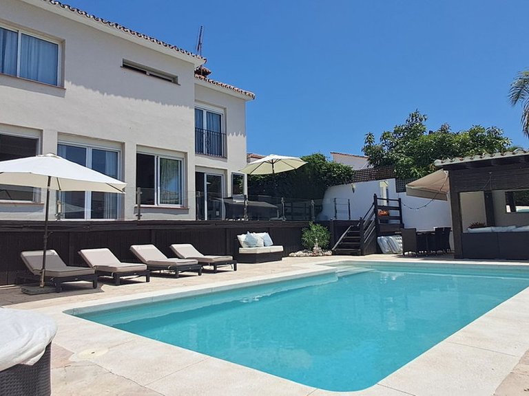 Villa for Sale in Marbella, Malaga 1