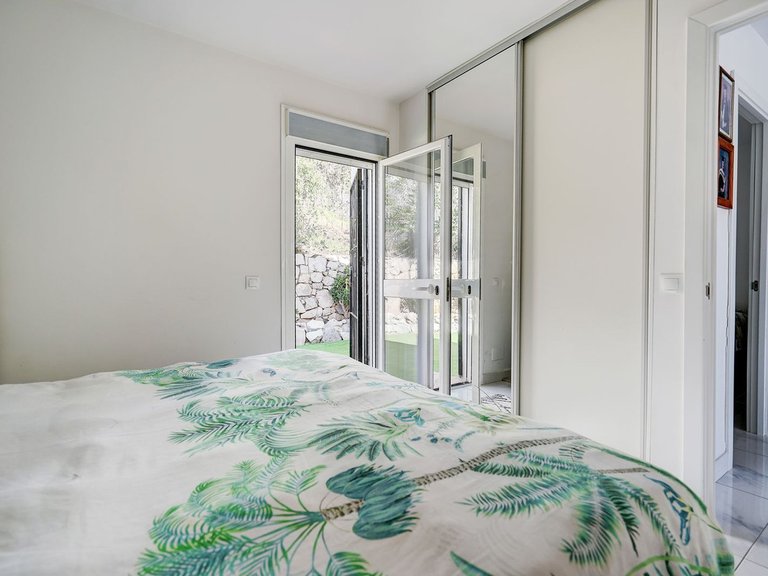 Villa for Sale in Calahonda, Malaga 13