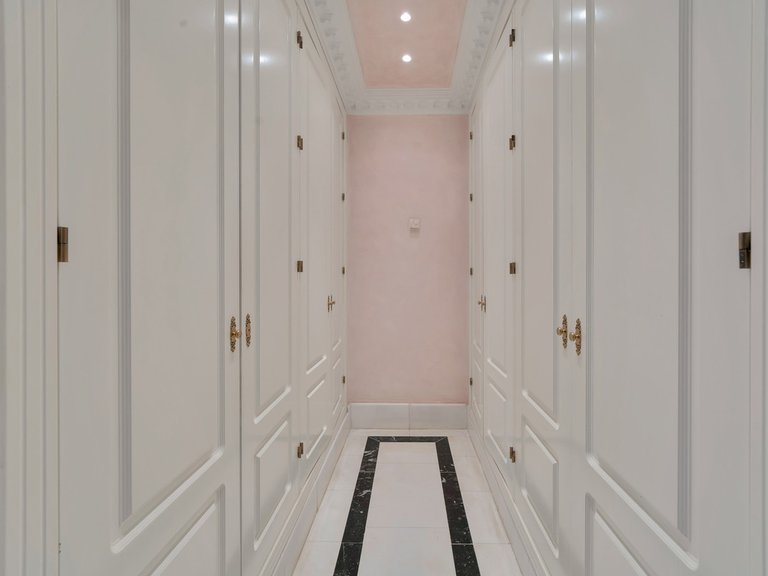 Apartment for Sale in Guadalmina Baja, Malaga 23
