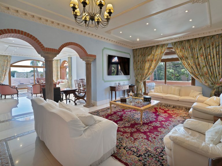 Apartment for Sale in Guadalmina Baja, Malaga 32