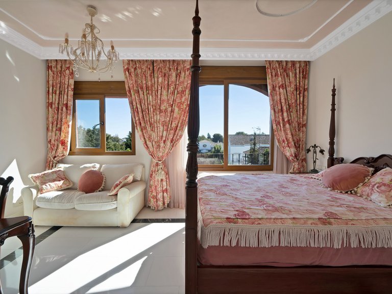 Apartment for Sale in Guadalmina Baja, Malaga 5