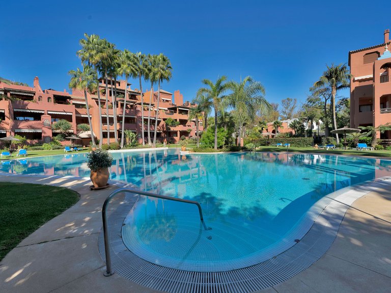 Apartment for Sale in Guadalmina Baja, Malaga 51