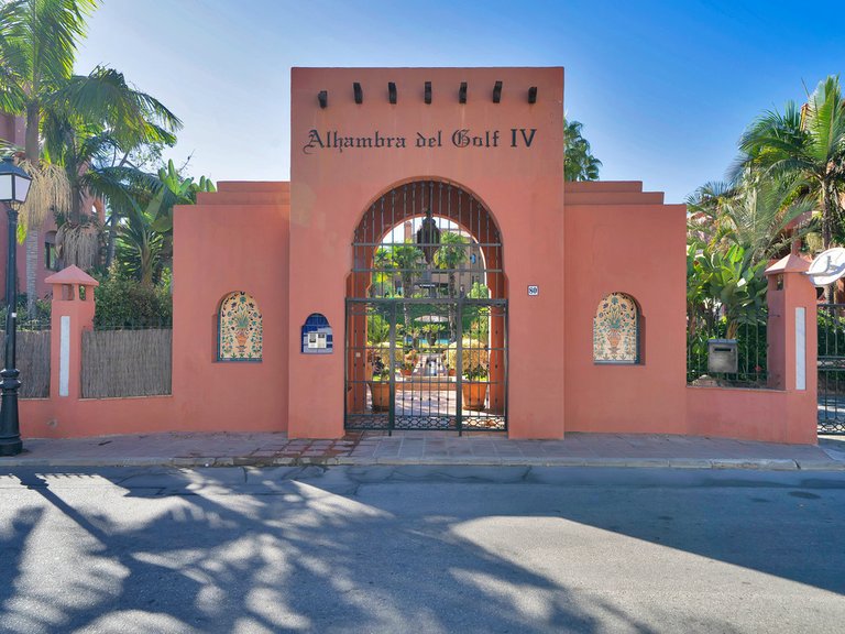 Apartment for Sale in Guadalmina Baja, Malaga 55