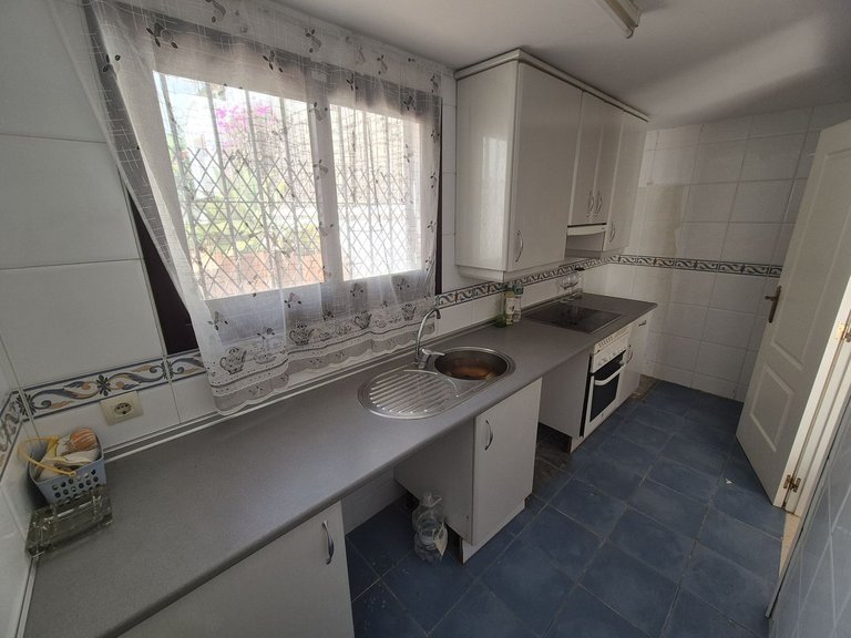 Apartment for Sale in Nueva Andalucía, Malaga 12