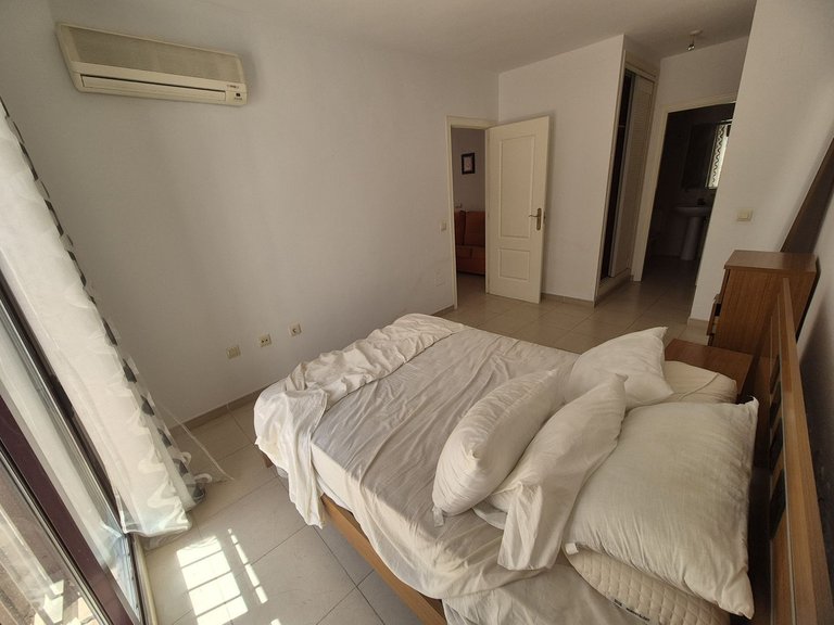 Apartment for Sale in Nueva Andalucía, Malaga 16