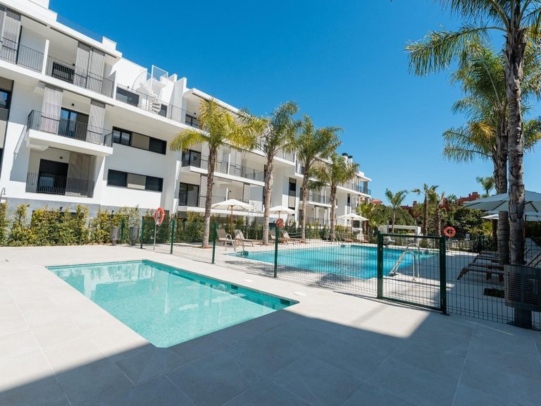 Apartment for Sale in Costa del Sol, Estepona, Malaga 2