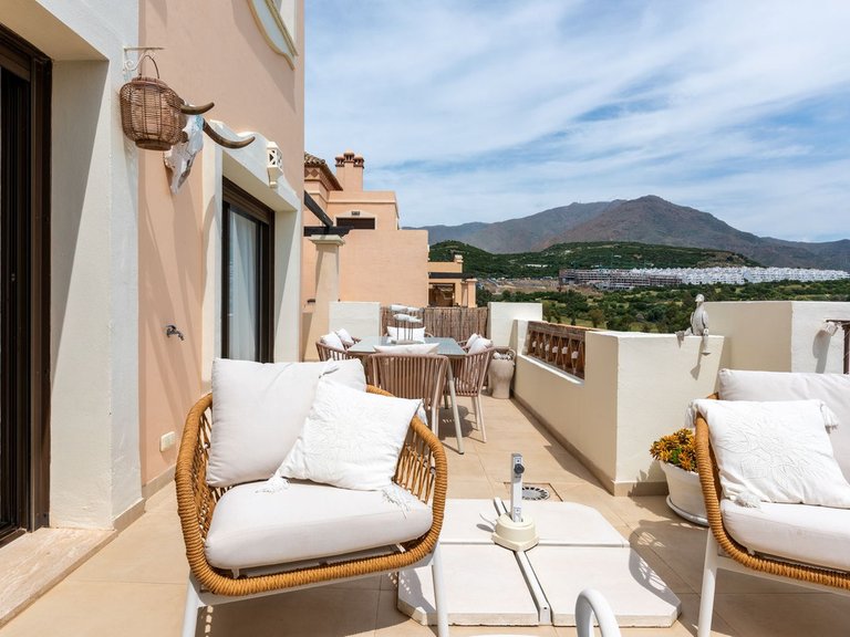 Apartment for Sale in Estepona, Malaga 2