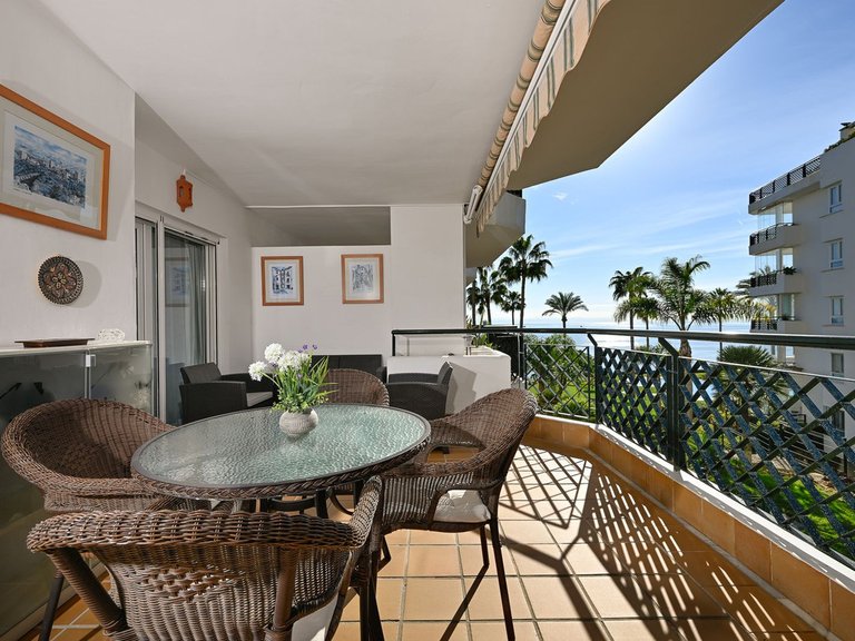Apartment for Sale in Calahonda, Malaga 15