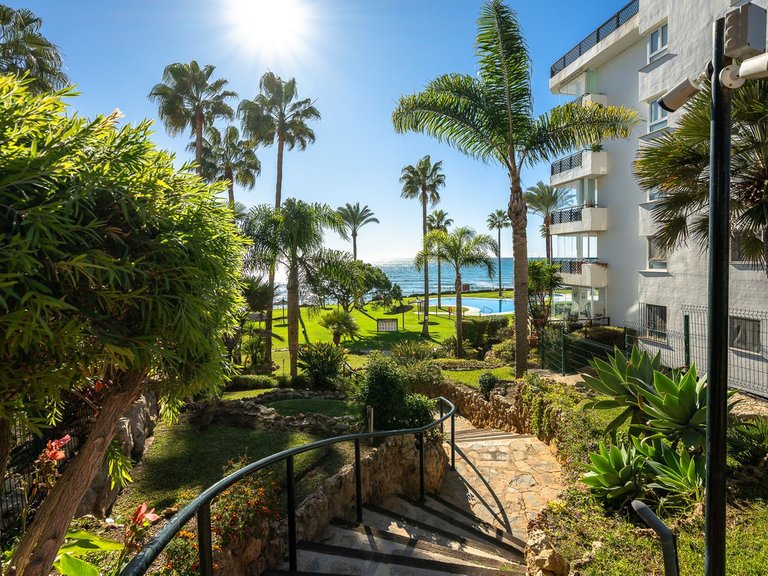 Apartment for Sale in Calahonda, Malaga 17
