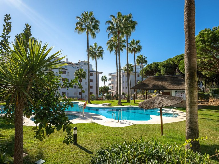 Apartment for Sale in Calahonda, Malaga 22