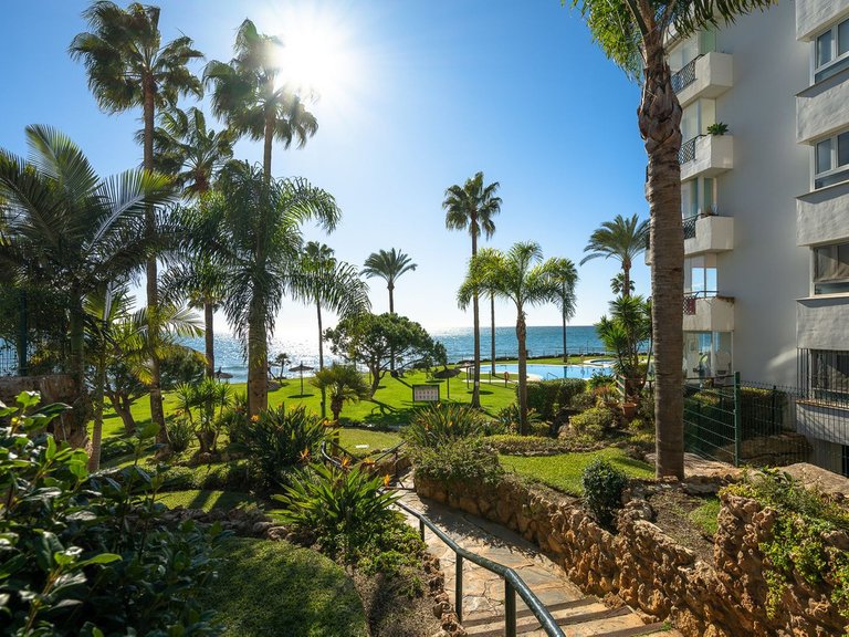 Apartment for Sale in Calahonda, Malaga 27