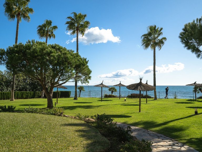 Apartment for Sale in Calahonda, Malaga 30