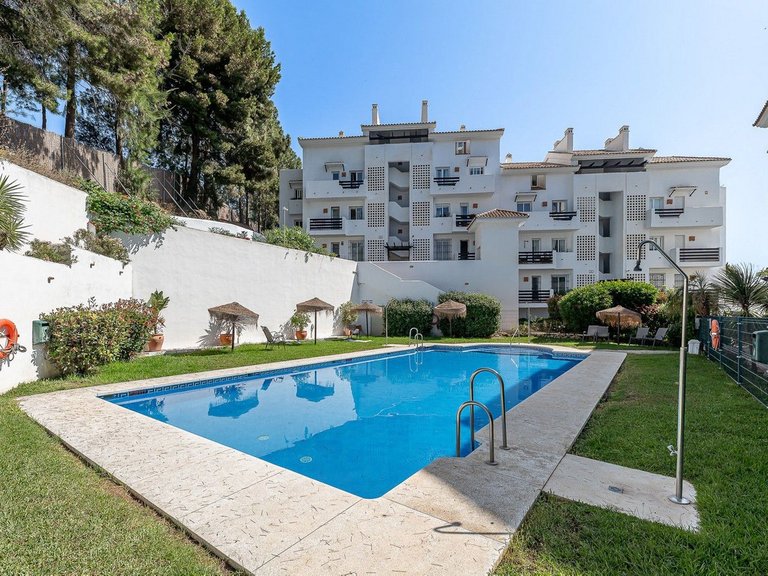 Apartment for Sale in Benalmadena Costa, Malaga 22