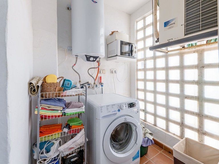 Apartment for Sale in Benalmadena Costa, Malaga 26